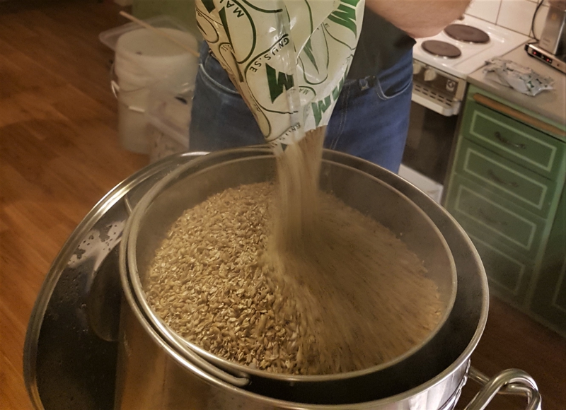 Jonas brygger Annandagsöl